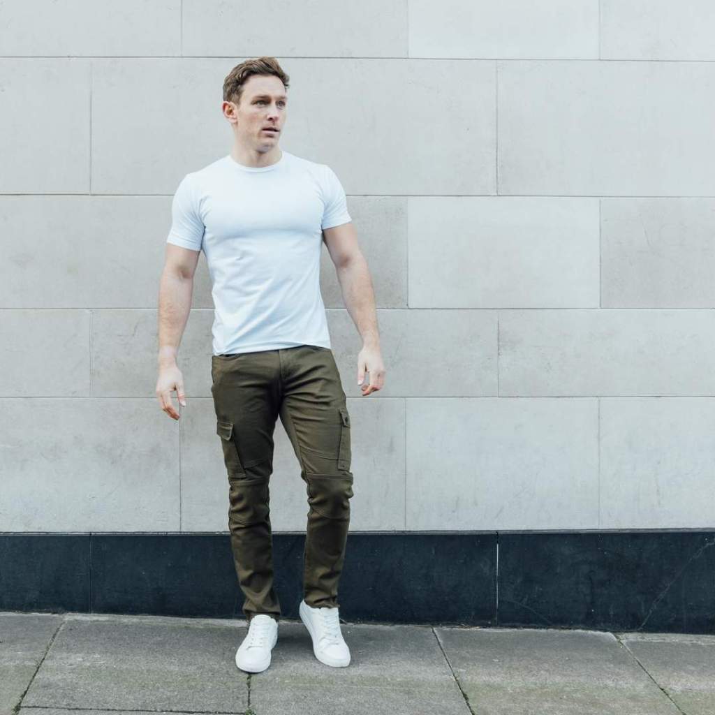 Cargo Trousers In Olive Green